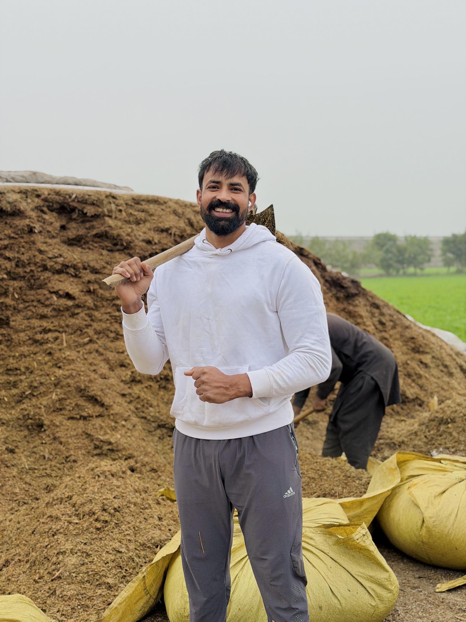 Waqar Bhinder